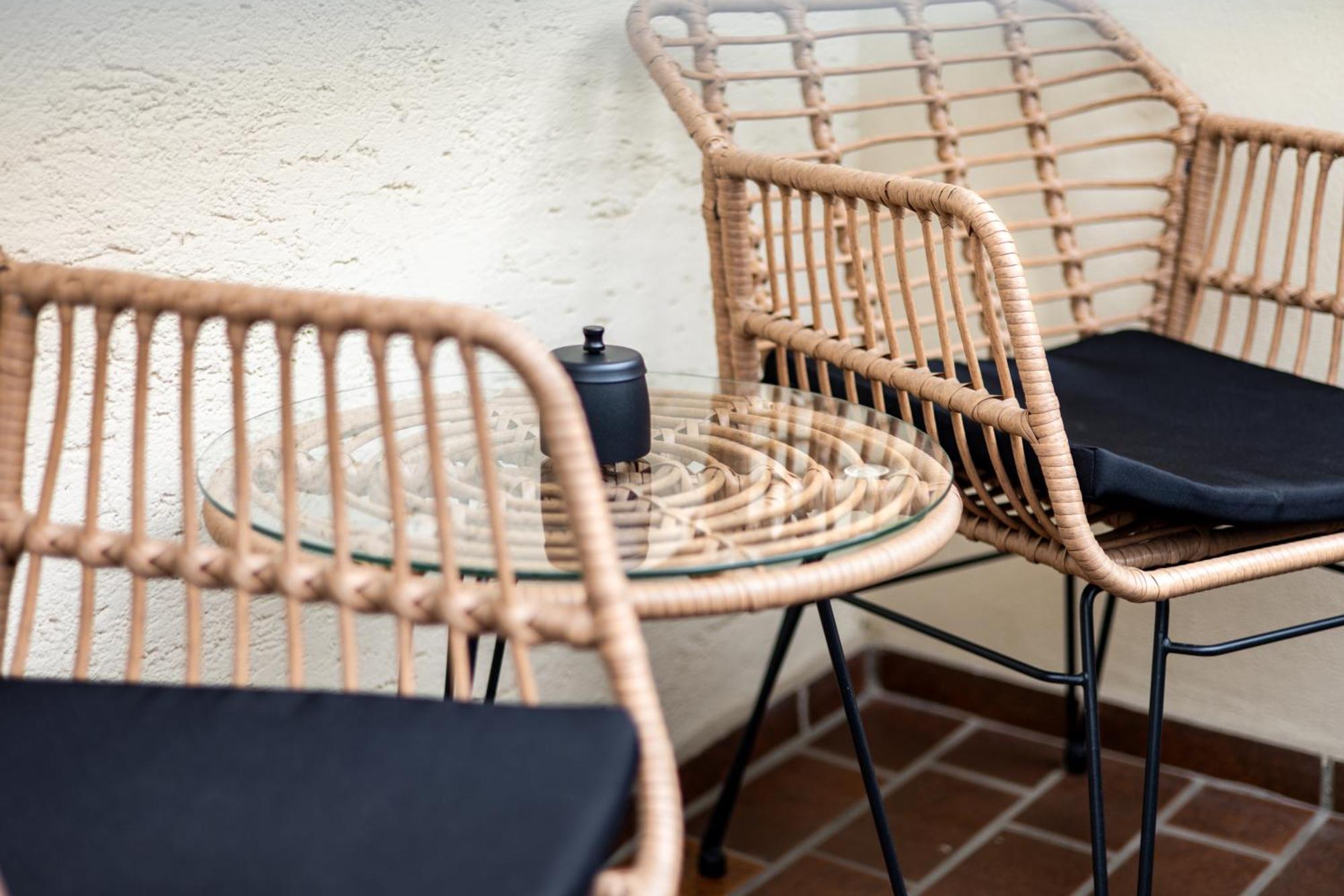 Design-Apartment In Linz Mit Netflix & Balkon Exterior foto